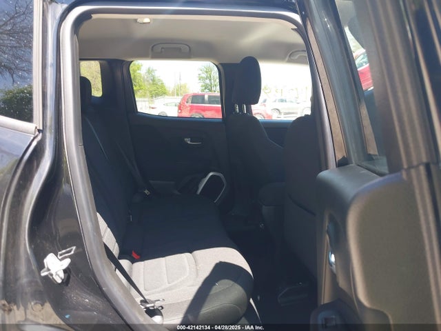 ZACCJABB8JPH23377 Jeep Renegade Latitude Fwd
