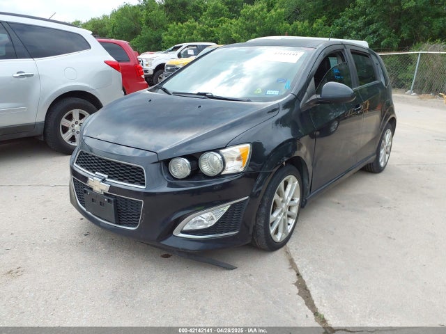 1G1JH6SB5F4126282 Chevrolet Sonic Rs Manual