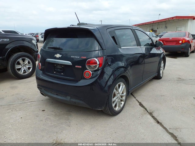 1G1JH6SB5F4126282 Chevrolet Sonic Rs Manual