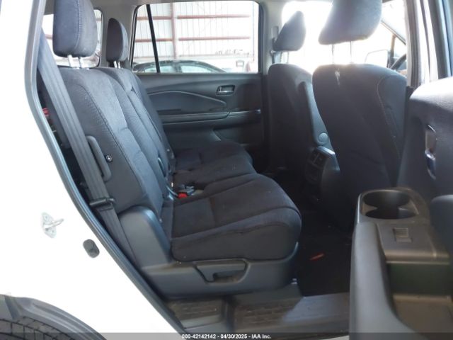 5FNYF6H38JB073039 Honda Pilot Ex