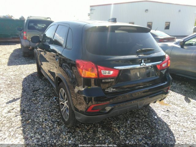 2018 MITSUBISHI OUTLANDER SPORT JA4AR3AWXJU013308 Photo 2