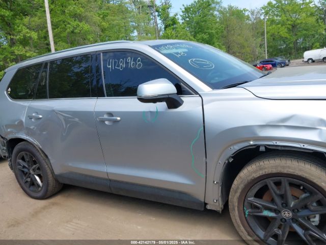 5TDACAB52RS010775 Toyota a25a-fxs, 5nm+4nm