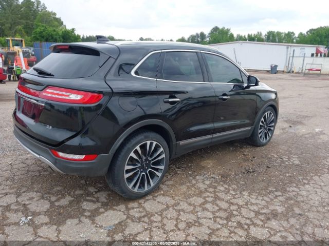 2019 LINCOLN MKC 5LMTJ3DHXKUL21088 Photo 3