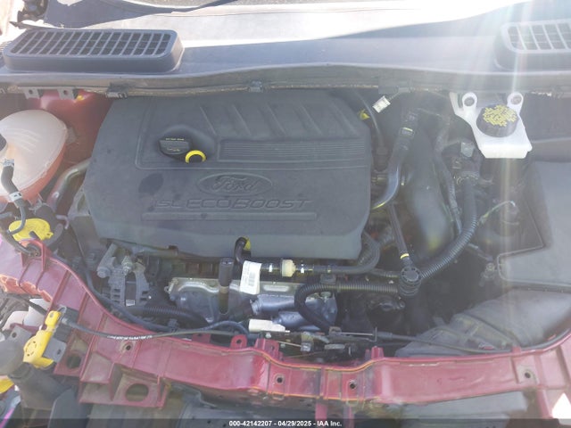 1FMCU9GD7HUC01652 Ford ESCAPE SE