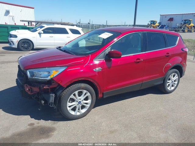 1FMCU9GD7HUC01652 Ford ESCAPE SE
