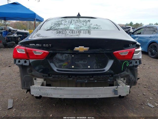 1G1ZF5SX2GF209205 Chevrolet MALIBU 2LT