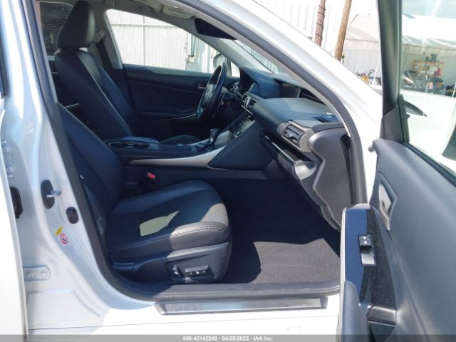 JTHBA1D20H5051051 Lexus IS 200T