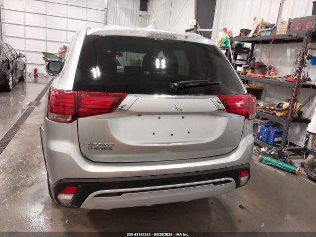 JA4AZ3A38LZ018227 Mitsubishi Outlander Es 2.4 S-awc