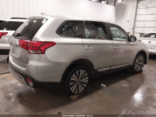 2020 MITSUBISHI OUTLANDER JA4AZ3A38LZ018227 Photo 3