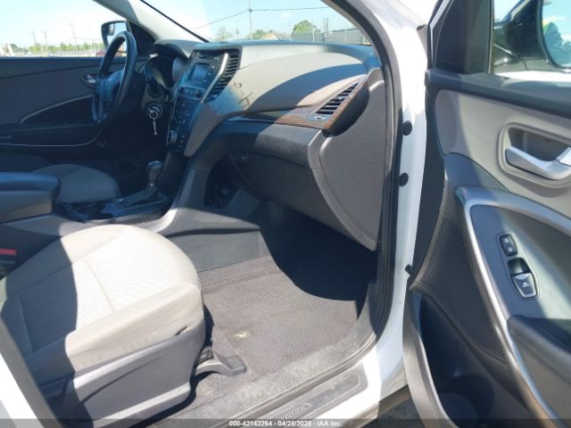 5XYZTDLB4HG439968 Hyundai Santa Fe Sport 2.4l