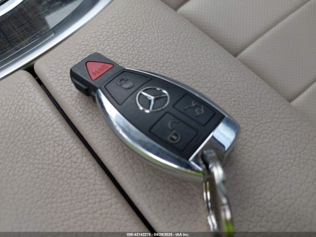 WDC0G4JB9HV011882 Mercedes-Benz m274
