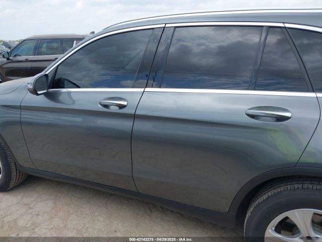 WDC0G4JB9HV011882 Mercedes-Benz m274