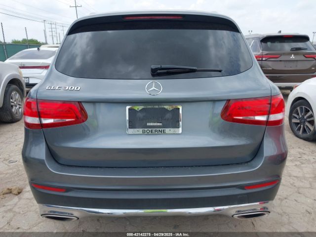 WDC0G4JB9HV011882 Mercedes-Benz m274