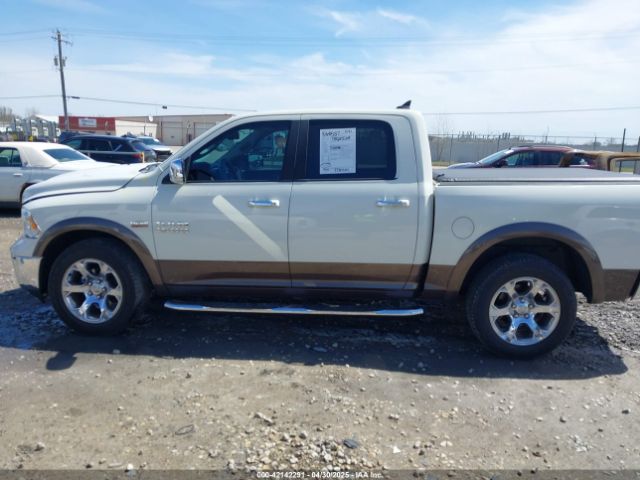 1C6RR7NT1HS803576 RAM 1500 Laramie  4x4 5'7 Box