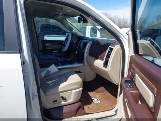 1C6RR7NT1HS803576 RAM 1500 Laramie  4x4 5'7 Box