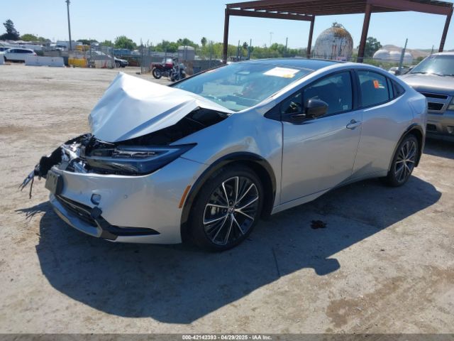JTDACAAU0R3043770 Toyota Prius Limited