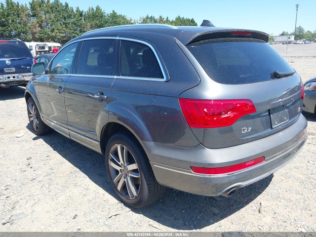 2011 AUDI Q7 WA1VMAFE1BD008830 Photo 2