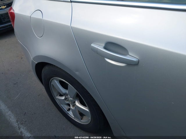 1G1PE5SB0G7175001 Chevrolet Cruze Limited 1lt Auto