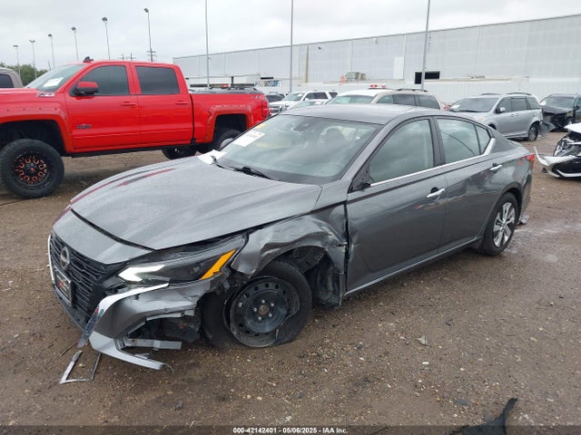 1N4BL4BV2PN304742 Nissan Altima S Fwd