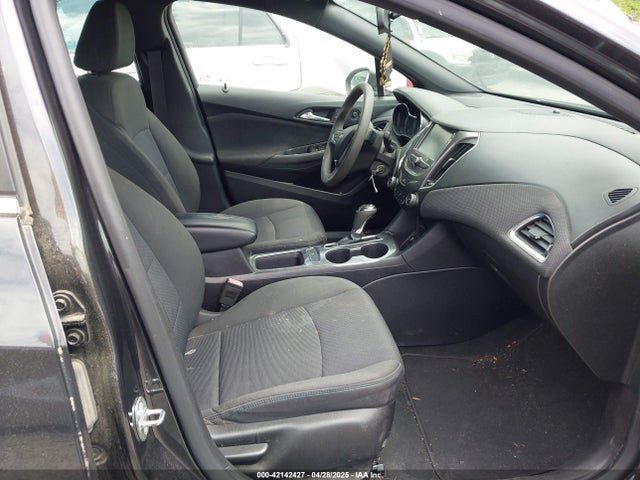 1G1BE5SMXH7202055 Chevrolet Cruze Lt Auto