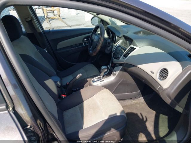 1G1PA5SH2E7443219 Chevrolet Cruze Ls Auto