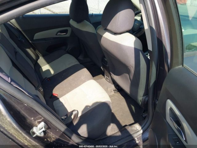 1G1PA5SH2E7443219 Chevrolet Cruze Ls Auto