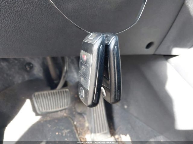 5XYPKDA51GG031823 KIA Sorento 3.3l Sx