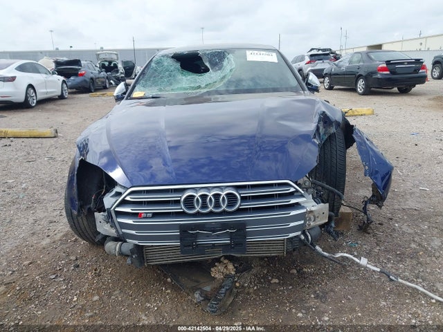 WAUB4CF55JA092782 Audi 2018