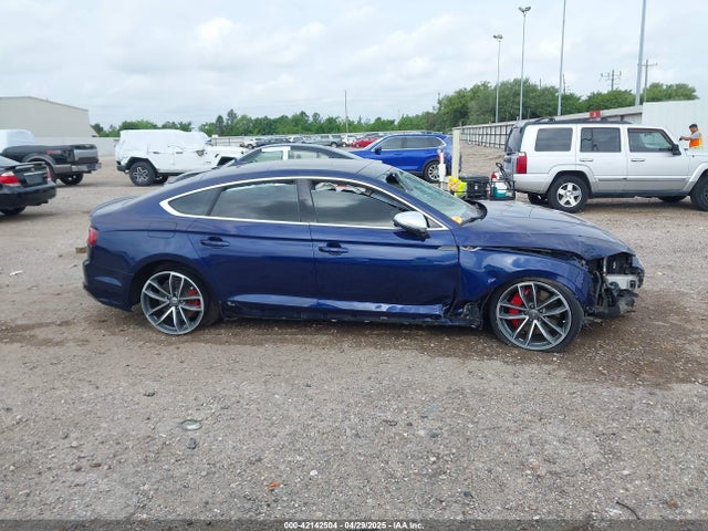 WAUB4CF55JA092782 Audi 2018