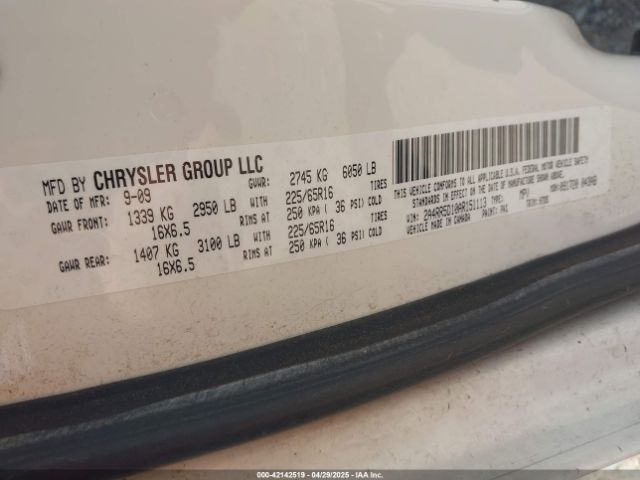 2010 CHRYSLER TOWN & COUNTRY 2A4RR5D10AR151113 Photo 8