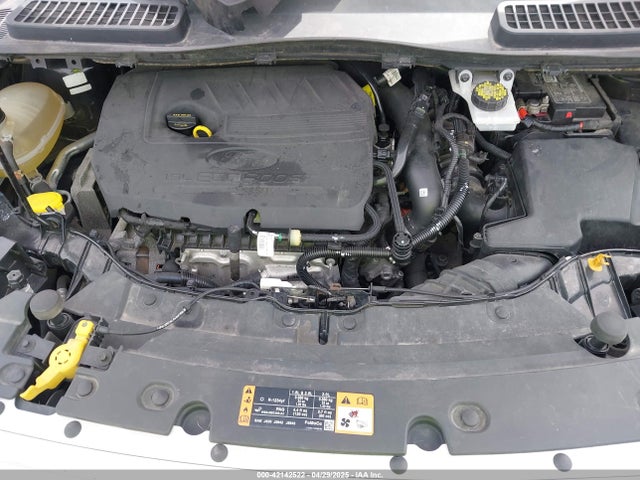 1FMCU0GD3HUC91104 Ford ESCAPE SE