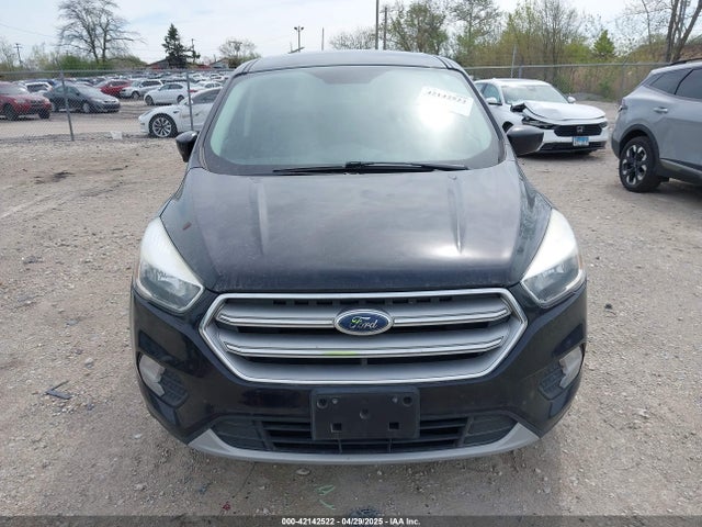 1FMCU0GD3HUC91104 Ford ESCAPE SE