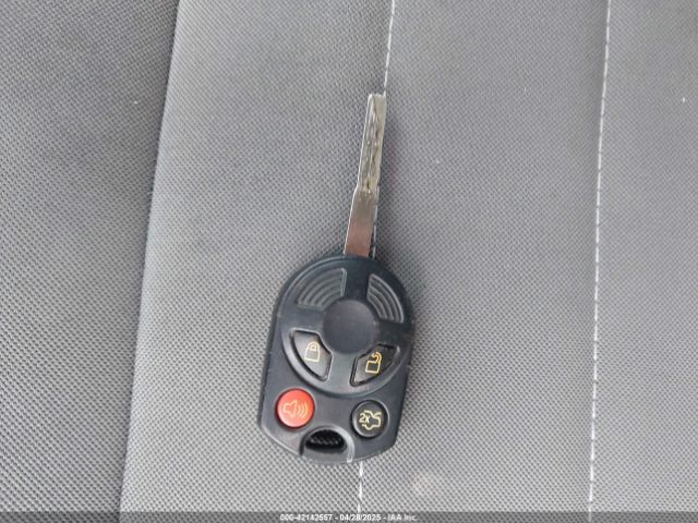 1FMCU0GX3GUC05279 Ford ESCAPE SE