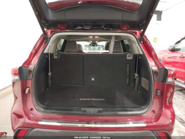 5TDDZRBH6LS014713 Toyota Highlander Limited