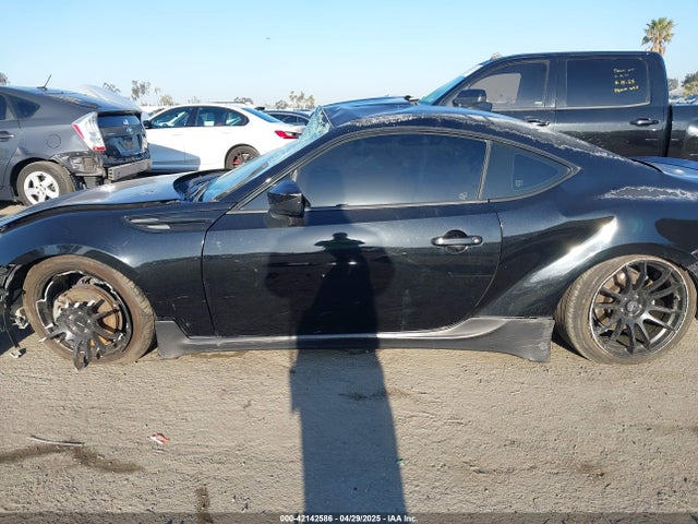 JF1ZNAA14J9701035 Toyota 86