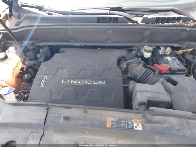 2LMPJ8JR9HBL21889 Lincoln Mkx Premiere