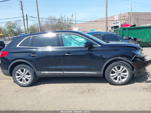 2LMPJ8JR9HBL21889 Lincoln Mkx Premiere