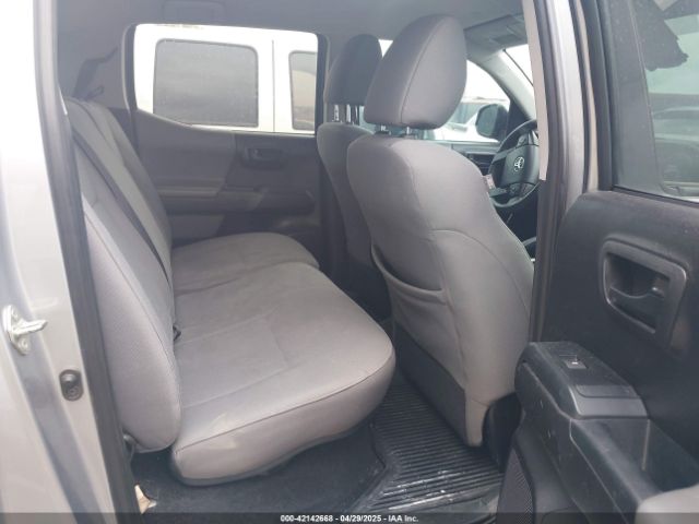 5TFCZ5AN8KX207451 Toyota Tacoma Sr V6