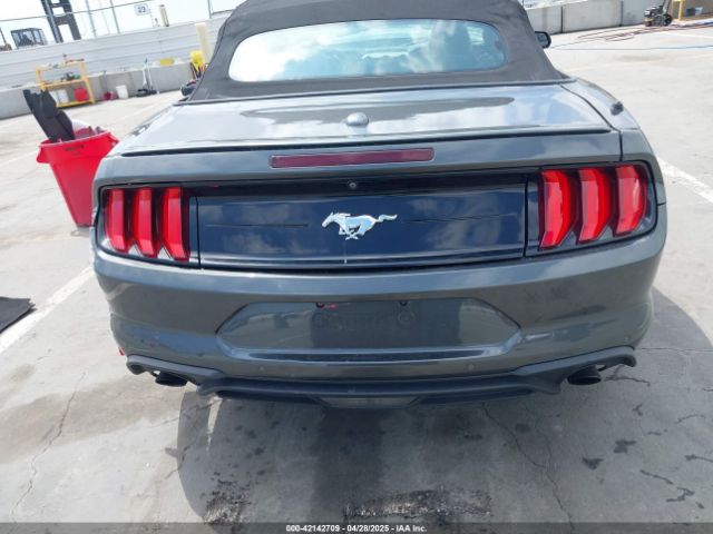 1FATP8UH1K5161735 Ford Mustang Ecoboost Premium