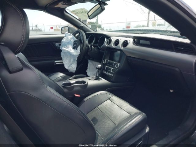 1FATP8UH1K5161735 Ford Mustang Ecoboost Premium