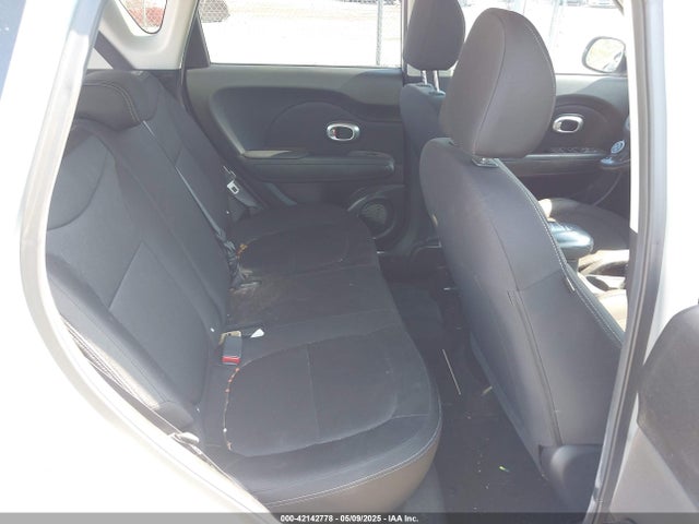 KNDJN2A25G7854808 KIA Soul