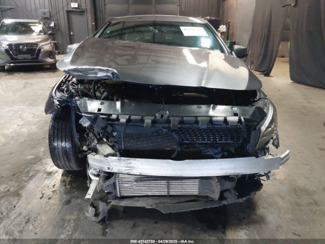 WDDSJ4GB9JN519224 Mercedes-Benz CLA 250 4MATIC