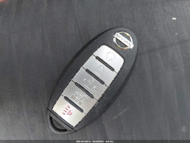 JN8AT2MV0KW373010 Nissan ROGUE SV