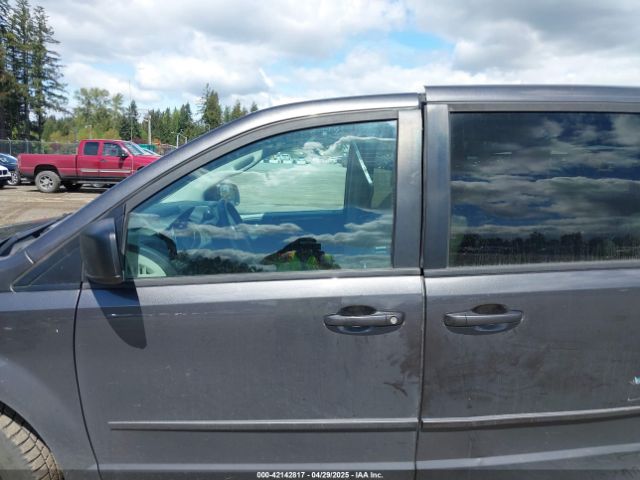 2C4RDGBG8HR824585 Dodge Grand Caravan Se