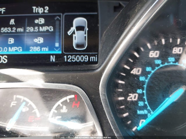 1FMCU0GX6GUB34692 Ford ESCAPE SE