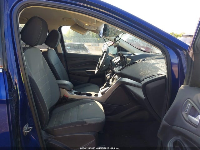 1FMCU0GX6GUB34692 Ford ESCAPE SE