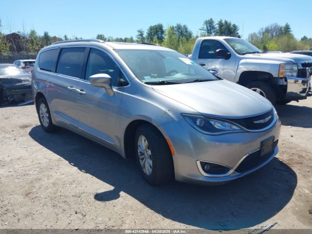 2018 CHRYSLER PACIFICA 2C4RC1EGXJR101757 Photo 0