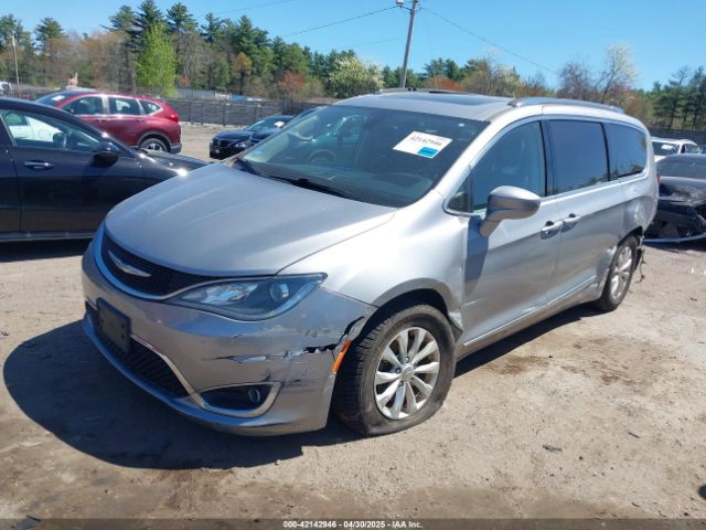 2018 CHRYSLER PACIFICA 2C4RC1EGXJR101757 Photo 1