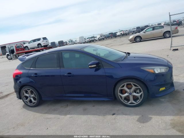 1FADP3L99HL241872 Ford FOCUS ST