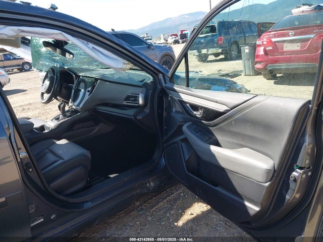 4S4BTALC2P3157724 Subaru na, u5
